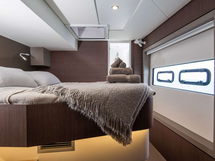 BELLA - Double cabin BELLA - Double cabin