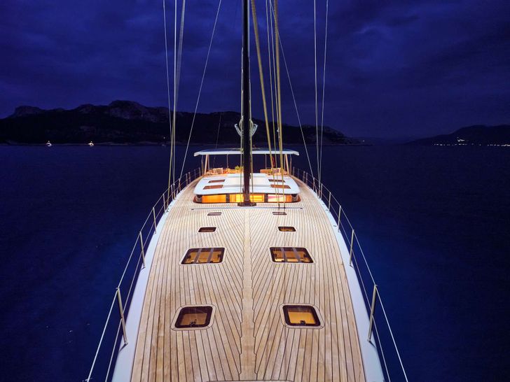 NADAMAS YYachts Y8 - upper deck at night NADAMAS YYachts Y8 - upper deck at night
