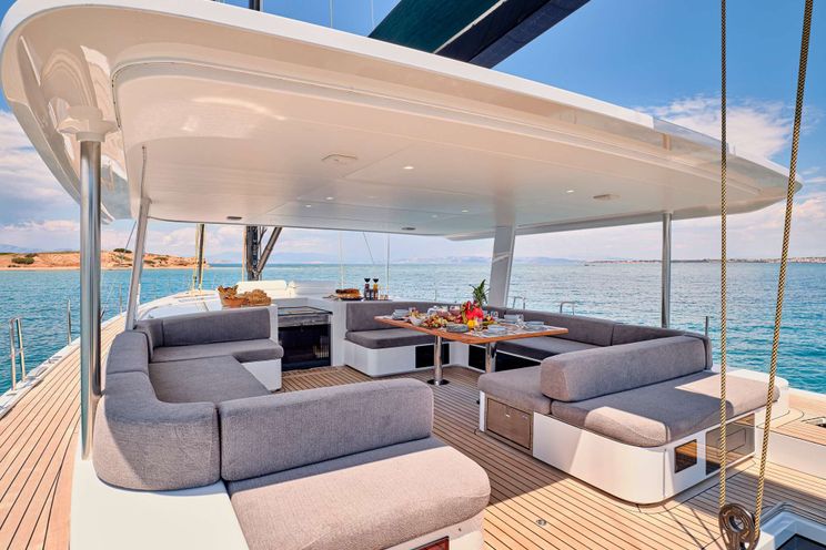 Charter Yacht NADAMAS - YYachts Y8 - 4 Cabins - Athens - Mykonos - Paros - Cyclades - Greece