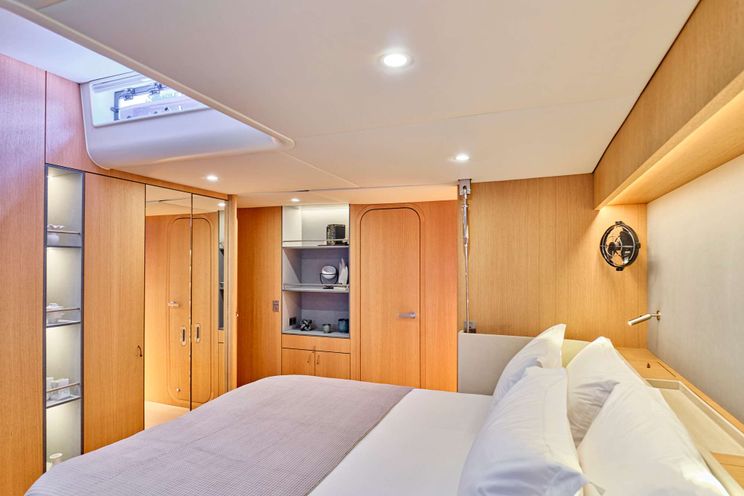 Charter Yacht NADAMAS - YYachts Y8 - 4 Cabins - Athens - Mykonos - Paros - Cyclades - Greece