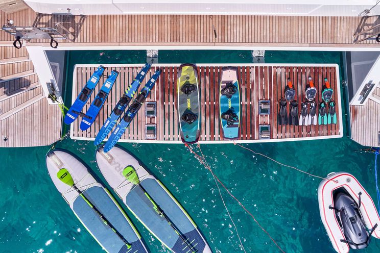 Charter Yacht ELLY - Fountaine Pajot Power 67 - 4 Cabins - Athens - Mykonos - Paros - Cyclades - Greece