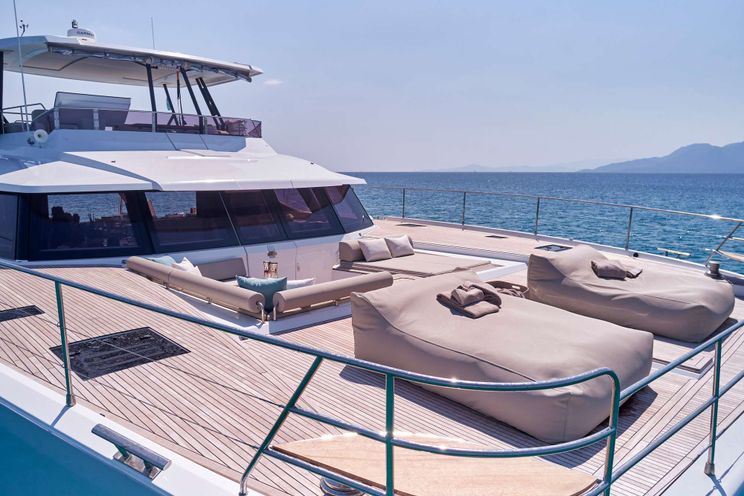 Charter Yacht ELLY - Fountaine Pajot Power 67 - 4 Cabins - Athens - Mykonos - Paros - Cyclades - Greece