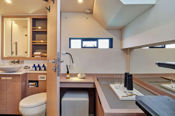 Charter Yacht ELLY - Fountaine Pajot Power 67 - 4 Cabins - Athens - Mykonos - Paros - Cyclades - Greece