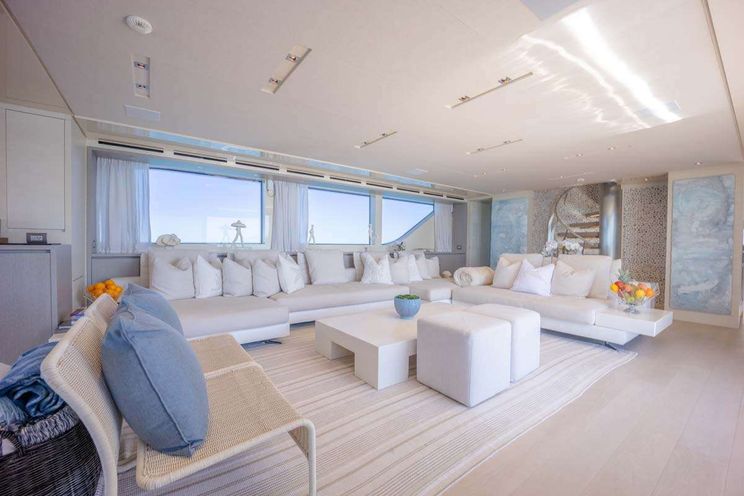 Charter Yacht PHOENIX - San Lorenzo - 5 Cabins - Bahamas - Nassau