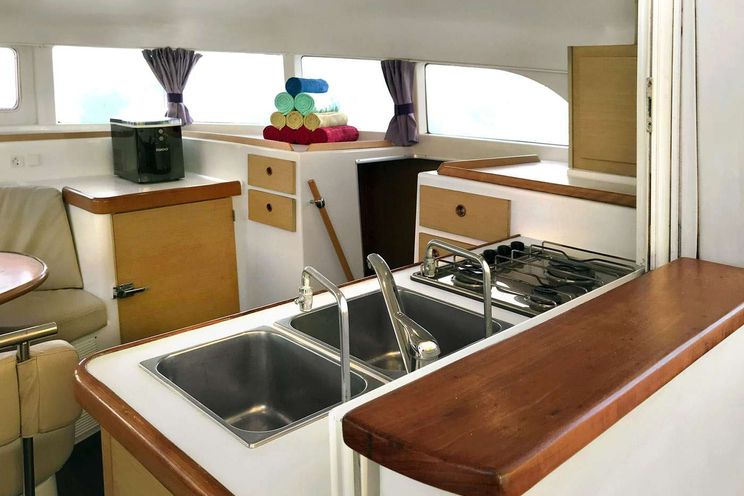 Charter Yacht TIMAIAO 2 - 3 Cabins - Lagoon 40 - Grenadines