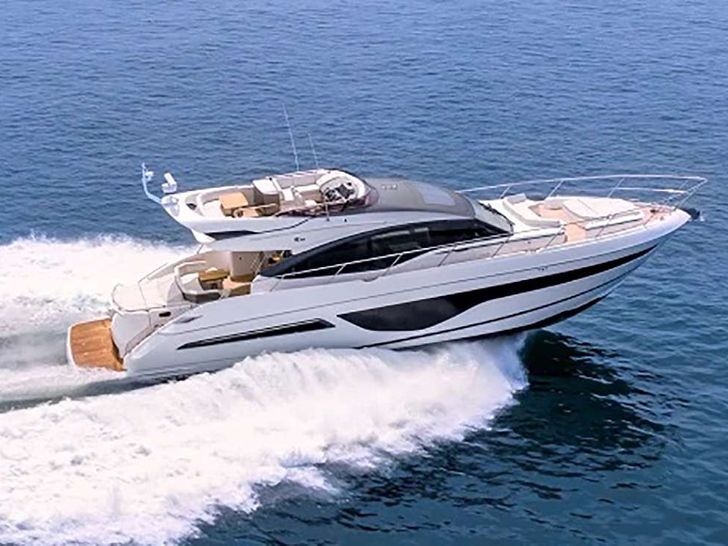 CHAMELEON 3 - Princess S66,main profile,cruising CHAMELEON 3 - Princess S66,main profile,cruising