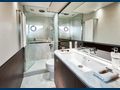 CHAMELEON 3 - Princess S66,main cabin bathroom