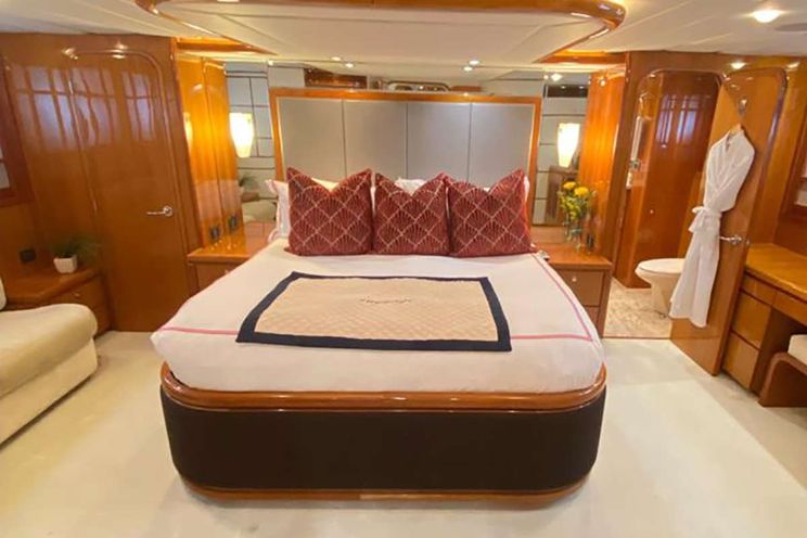 Charter Yacht SLIPAWAY - Hargrave 92 - 4 Cabins - Fort Lauderdale - Florida East Coast - Bahamas