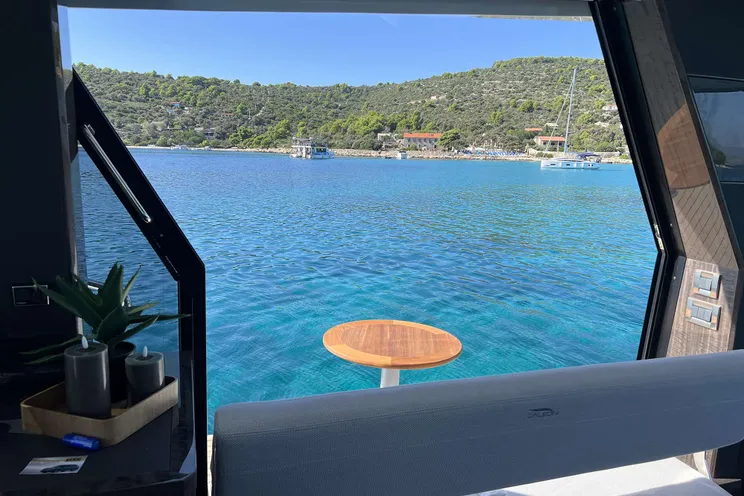 Charter Yacht CHAMP ATLANTIS - Galeon 500 Fly - 3 Cabins - Kastela - Split - Dubrovnik - Hvar - Croatia