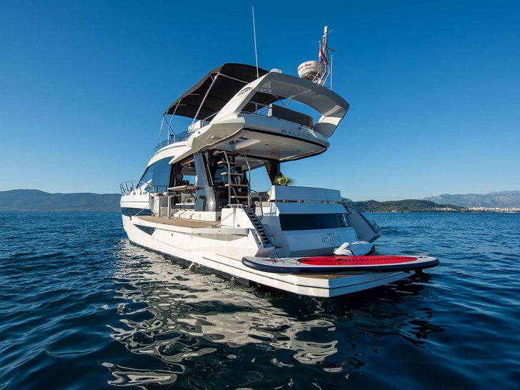 CHAMP ATLANTIS Galeon 500 Fly - aft shot CHAMP ATLANTIS Galeon 500 Fly - aft shot