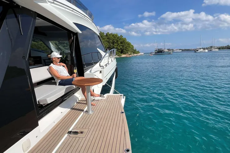 Charter Yacht CHAMP ATLANTIS - Galeon 500 Fly - 3 Cabins - Kastela - Split - Dubrovnik - Hvar - Croatia