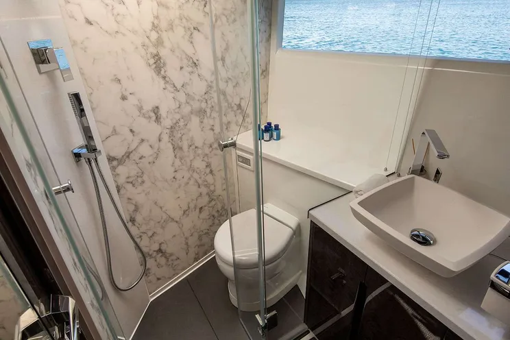Charter Yacht CHAMP ATLANTIS - Galeon 500 Fly - 3 Cabins - Kastela - Split - Dubrovnik - Hvar - Croatia