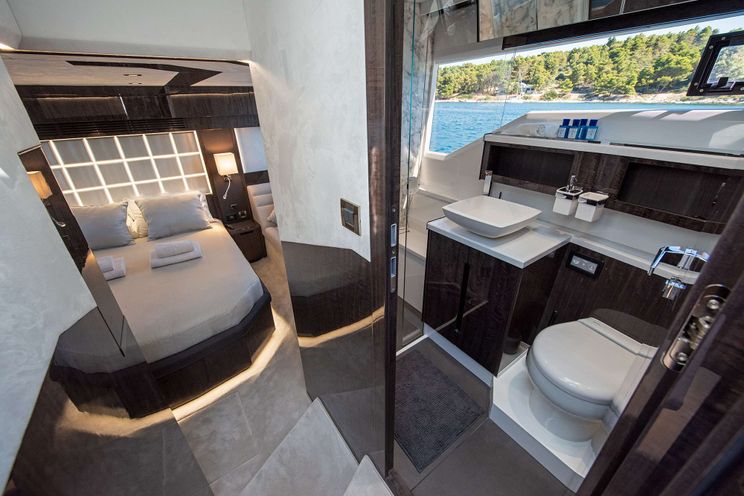 Charter Yacht CHAMP ATLANTIS - Galeon 500 Fly - 3 Cabins - Kastela - Split - Dubrovnik - Hvar - Croatia