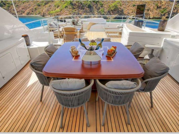 ARIELA - upper deck dining table ARIELA - upper deck dining table