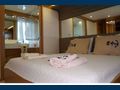 REINE DES COEURS 25m Ferretti Motor Yacht VIP Room