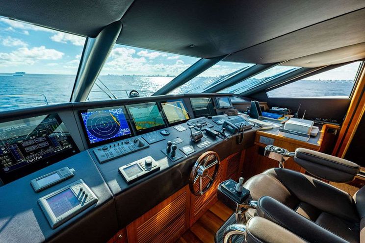 Charter Yacht ABOUT TIME - Sunseeker 40m - 6 Cabins - Nassau - Exumas - Bahamas