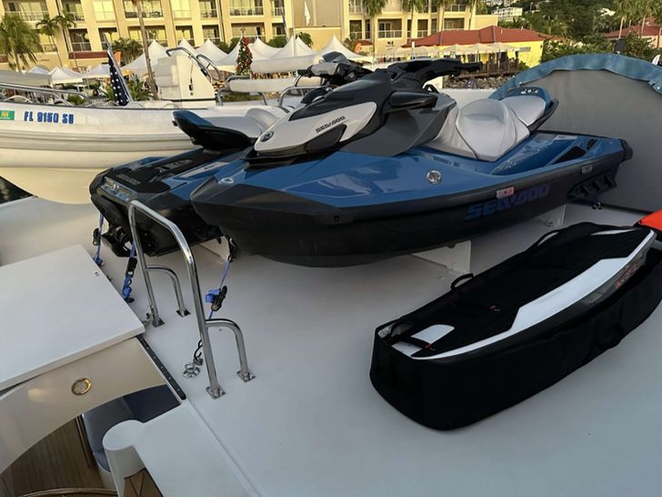 ISLAND GIRL Westport 112 Crewed Motor Yacht Water Toys ISLAND GIRL Westport 112 Crewed Motor Yacht Water Toys