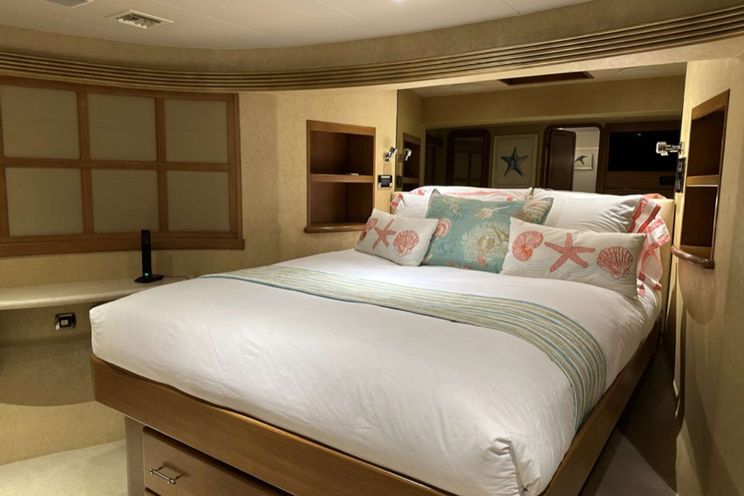 Charter Yacht ISLAND GIRL - Westport 112 - 4 Cabins - Florida - Bahamas - New England - Palmas del Mar - Humacao - Puerto Rico