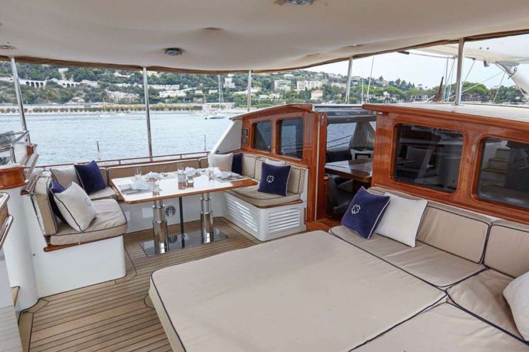 Charter Yacht ABUNDANCE - Alloy 104 - 3 Cabins - Panarea - Moorea - Tahiti - French Polynesia