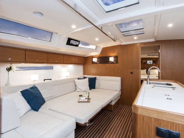 KALLIRRHOE - Bavaria 55 Cruiser,saloon with lowered table/lounge area KALLIRRHOE - Bavaria 55 Cruiser,saloon with lowered table/lounge area