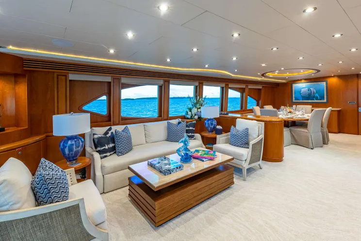 Charter Yacht B HAPPY - Hargrave 103 - 4 Cabins - Nassau - Exumas - Bahamas