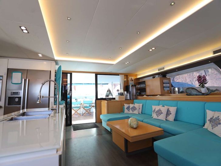 LIR Fountaine Pajot Victoria 67 - Salon LIR Fountaine Pajot Victoria 67 - Salon