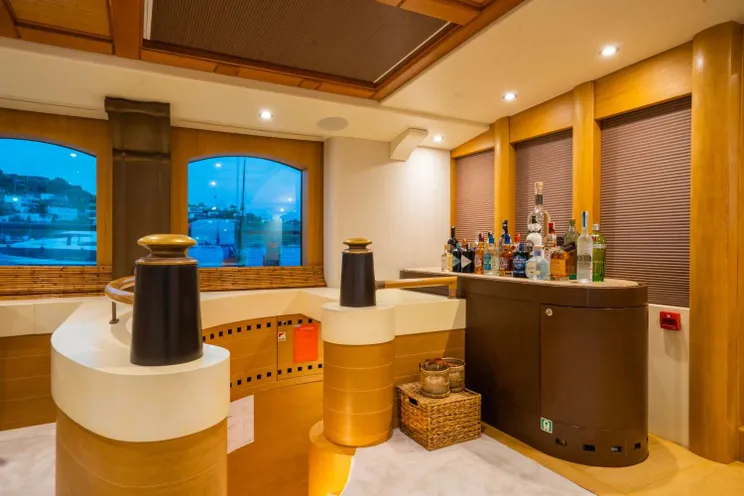 Charter Yacht ZANZIBA - Etemoglu 40m - 5 Cabins - West Med. - Sardinia - Naples - Corsica