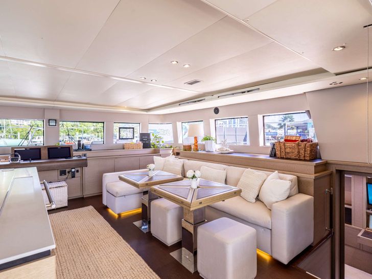 MARE BLU Lagoon 630 - Saloon Seating MARE BLU Lagoon 630 - Saloon Seating