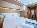 WHITE PEARL - master cabin bed
