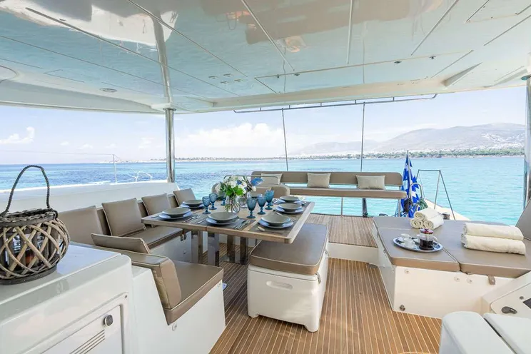 Charter Yacht ROYAL FLUSH - Lagoon 52 - 6 Cabins - Athens - Mykonos - Paros