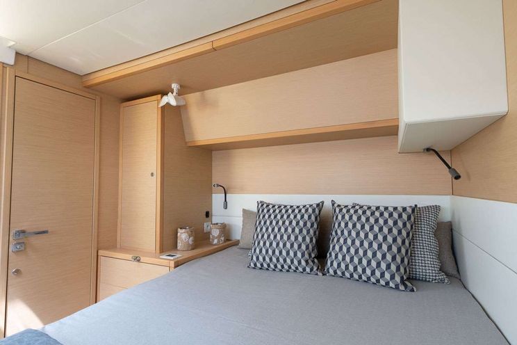 Charter Yacht ROYAL FLUSH - Lagoon 52 - 6 Cabins - Athens - Mykonos - Paros