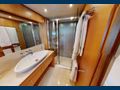 MAKANI II 35m Sunseeker Motor Yacht Master Bathroom