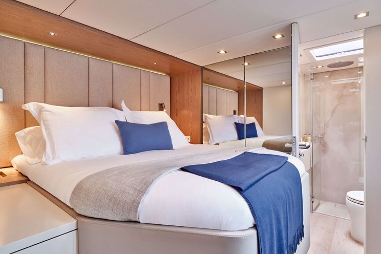 Charter Yacht DAWN - Sunreef 60 - 4 Cabins - Corsica - Sardinia - Sicily