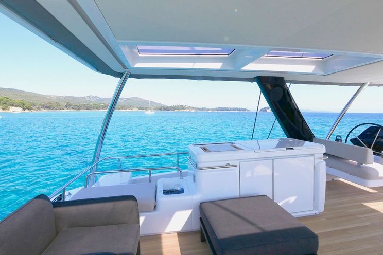 Charter Yacht KINGFISHER V - Lagoon 65 - 3 Cabins - Mallorca - Ibiza