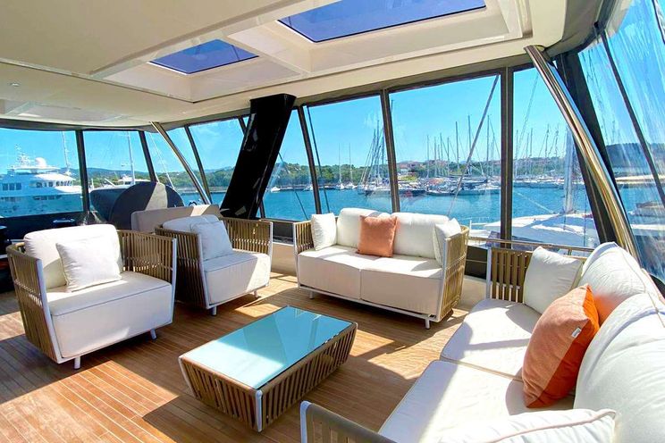 Charter Yacht KINGFISHER V - Lagoon 65 - 3 Cabins - Mallorca - Ibiza