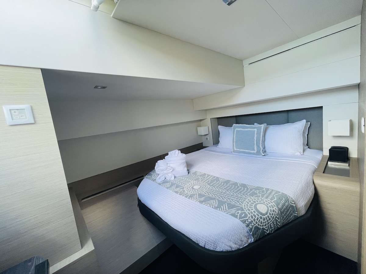 Charter Yacht TRU NORTH - Fountaine Pajot Alegria 67 - 4 Cabins - BVI - Tortola - Virgin Gorda