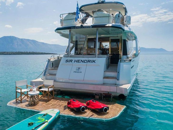 SIR HENDRIK Greenline 68 swimming platform SIR HENDRIK Greenline 68 swimming platform