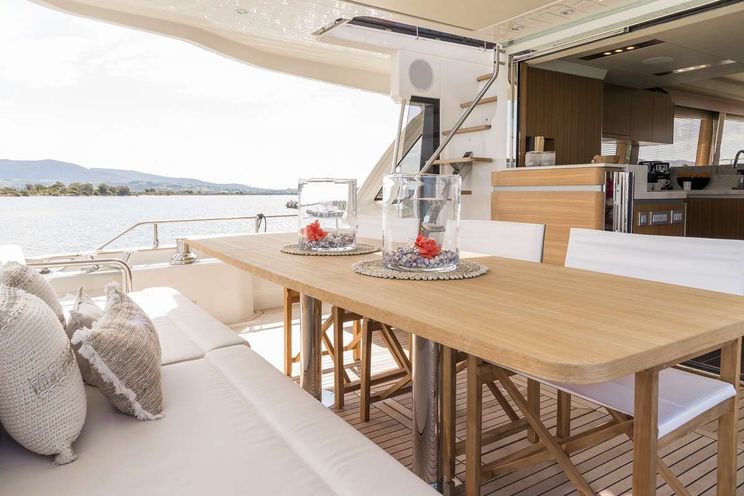 Charter Yacht SIR HENDRIK - Greenline 68 - 3 Cabins - Lefkas - Zakynthos - Corfu - Ionian Sea - Greece