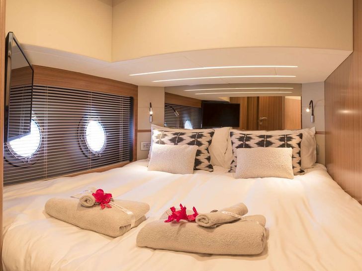 SIR HENDRIK Greenline 68 double cabin SIR HENDRIK Greenline 68 double cabin