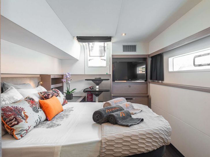 AMANTE Fountaine Pajot Saba 50 - master cabin AMANTE Fountaine Pajot Saba 50 - master cabin