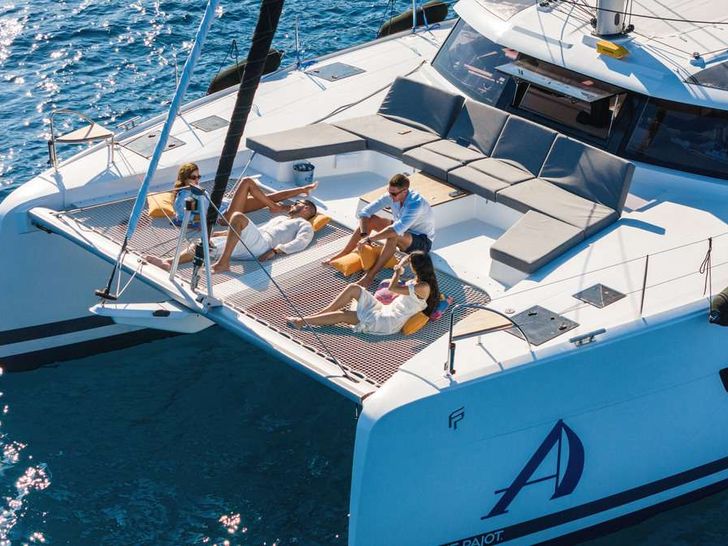 AMANTE Fountaine Pajot Saba 50 - foredeck AMANTE Fountaine Pajot Saba 50 - foredeck