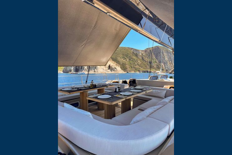 Charter Yacht RUNNING ON FAITH - Wally Yachts 30 m - 3 Cabins - Genoa - Tuscany - Sardinia - Naples - Sicily - Corsica - Riviera