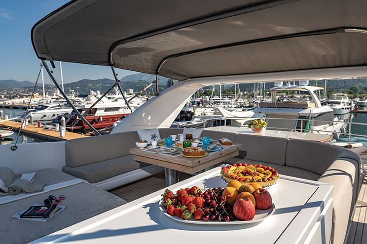 Charter Yacht GOLDEN EAGLE - San Lorenzo 25m - 4 Cabins - Sicily - Naples - Riviera - Corsica - Sardinia