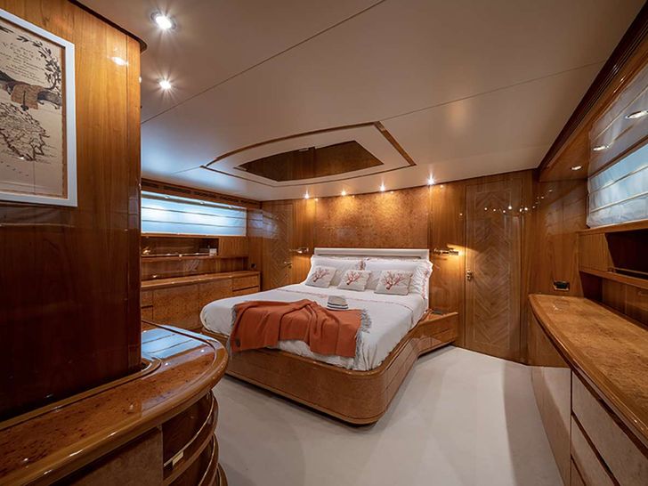 GOLDEN EAGLE - San Lorenzo 25 m,main cabin