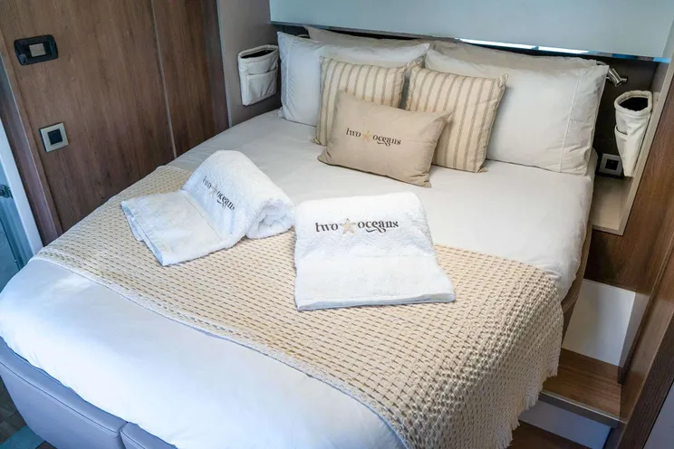 Charter Yacht TWO OCEANS - Bali 5.4 - 4 Cabins - Tortola - Virgin Islands