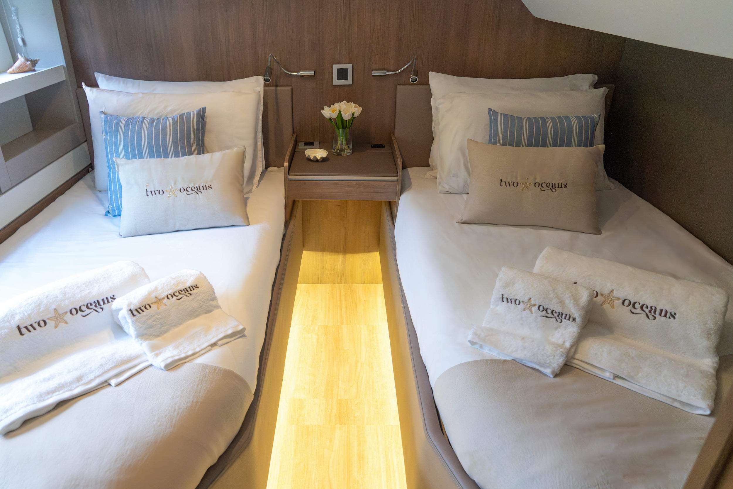 Charter Yacht TWO OCEANS - Bali 5.4 - 4 Cabins - Tortola - Virgin Islands