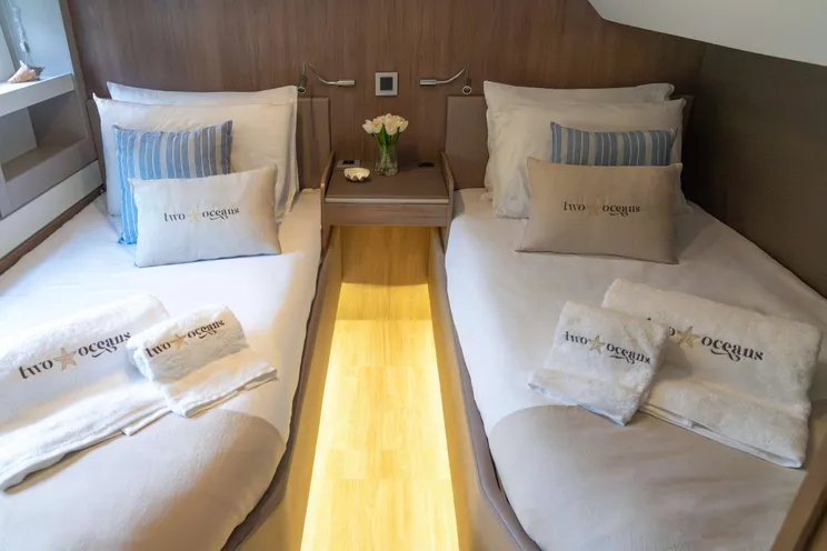 Charter Yacht TWO OCEANS - Bali 5.4 - 4 Cabins - Tortola - Virgin Islands