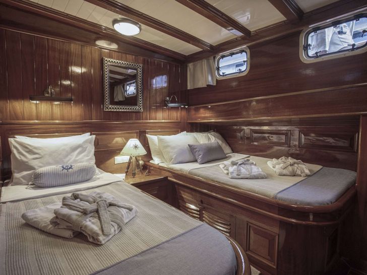 ENTRE CIELOS - SU Marine 104,twin cabin ENTRE CIELOS - SU Marine 104,twin cabin