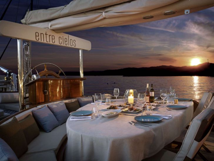 ENTRE CIELOS - SU Marine 104,alfresco dining ENTRE CIELOS - SU Marine 104,alfresco dining