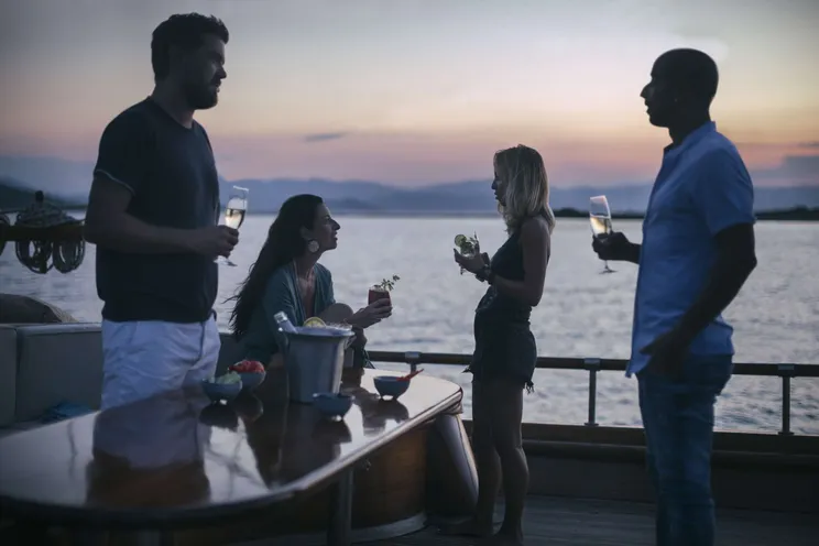 Charter Yacht ENTRE CIELOS - SU Marine 104 - Athens - Santorini - Greece